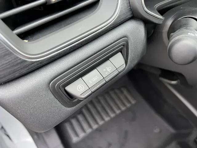 Mitsubishi ASX 1.8 HEV AT Instyle 2025 Hybride Benzine 33