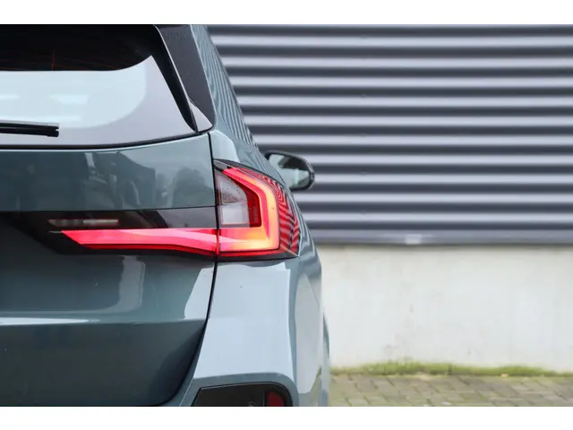 BMW iX1 eDrive20 2025 Elektrisch 30