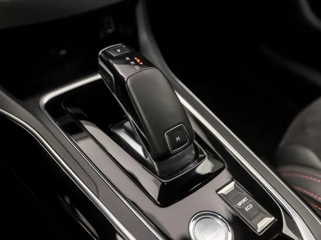 Peugeot 308 1.2 PureTech GT-Line 2019 Benzine 28