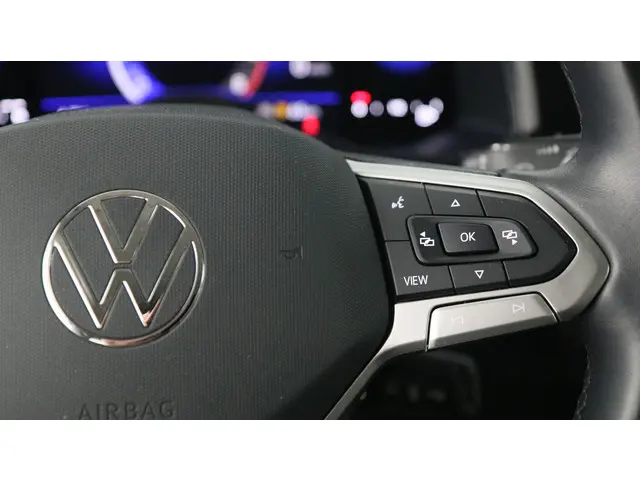 Volkswagen Polo 1.0 TSI 95pk Life Business 2023 Benzine 22