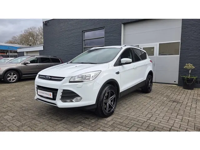 Ford Kuga 1.5 Trend 2016 Benzine 9