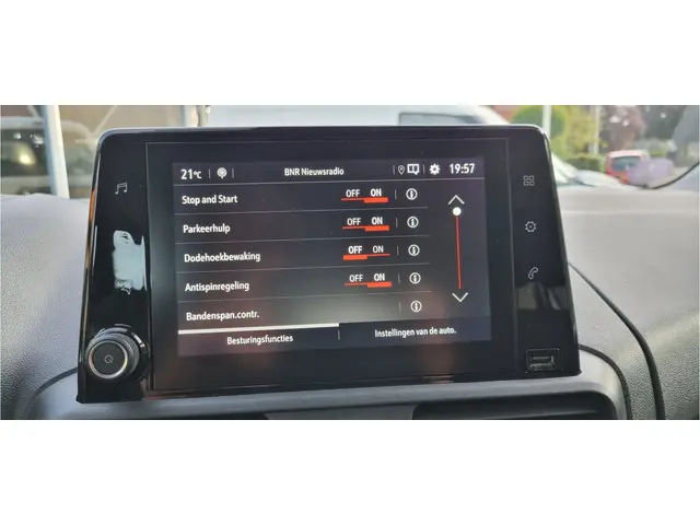 Opel Combo Tour 1.2 Turbo L2H1 Edition 7p. 2020 Benzine 8