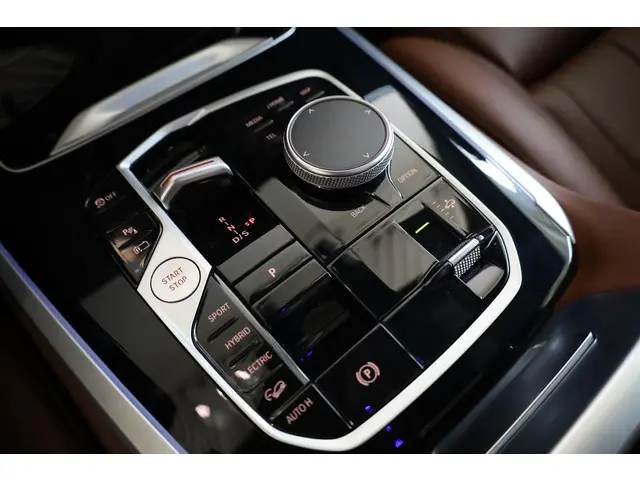 BMW X5 xDrive50e 2023 Hybride Benzine 22