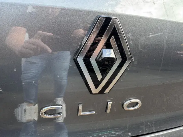 Renault Clio 1.0 TCe 90 GPF techno 2024 Benzine 7