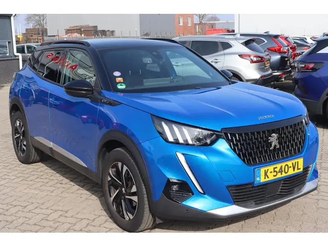 Peugeot 2008 1.2 PureTech GT 2021 Benzine 12