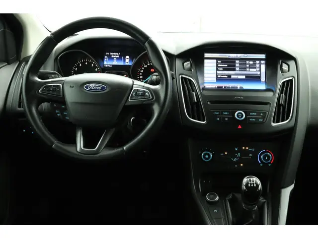 Ford Focus Wagon 1.0 Airco Cruise 2016 Benzine 15