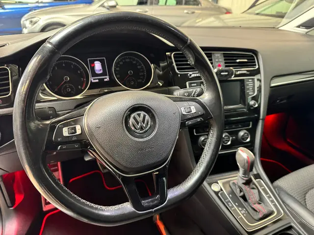 Volkswagen Golf 1.4 TSI Business Edition 2014 Benzine 13