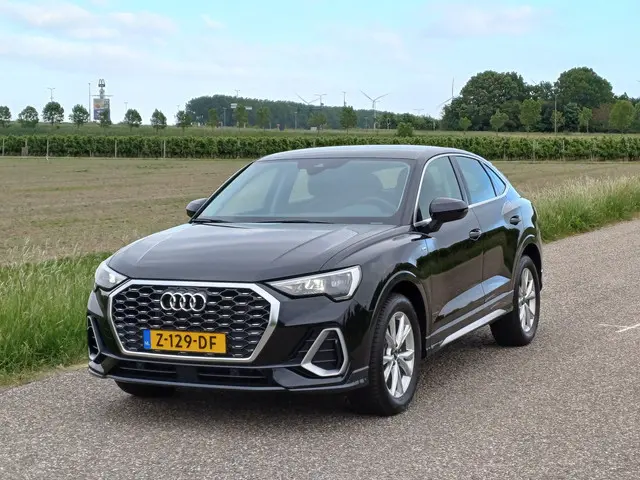 Audi Q3 Sportback 35 TFSI S Edition 2023 Benzine 3