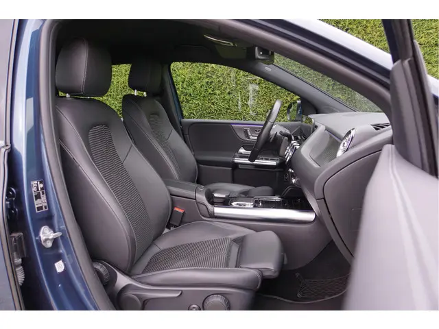 Mercedes-Benz B-Klasse B 200 2019 Benzine 9