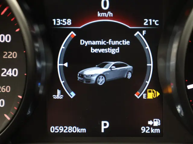 Jaguar XE 2.0T 200 PK AUT. R-SPORT *59.280 KM* 2019 Benzine 34