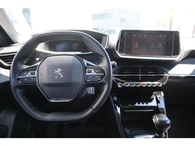 Peugeot 2008 1.2 130PK ALLURE PACK 2021 Benzine 6
