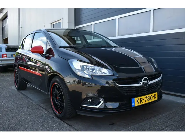 Opel Corsa 1.4 Innovation automaat/weinig km. 2016 Benzine 7
