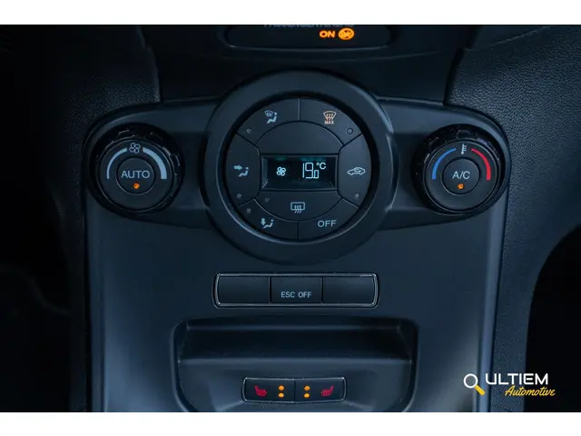 Ford Fiesta 1.6 ST2 2016 Benzine 12