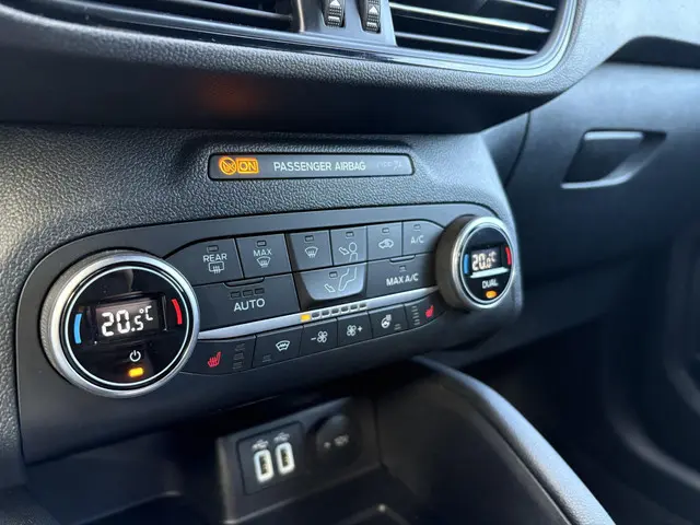 Ford Kuga 2.5 PHEV ST-Line 2021 Hybride Benzine 26