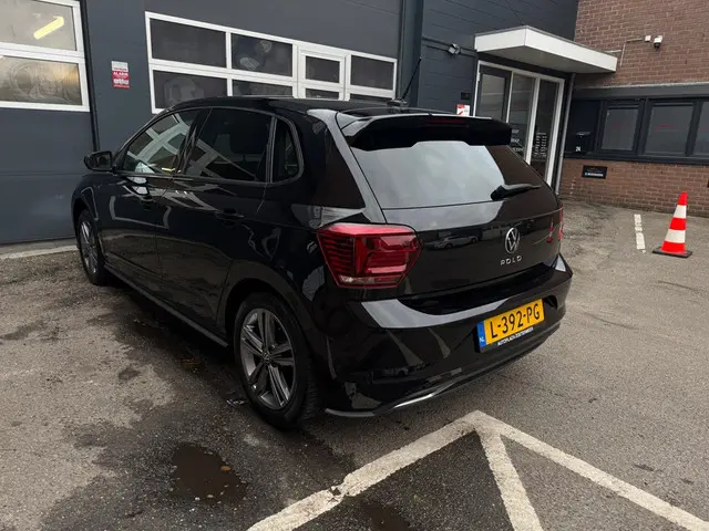 Volkswagen Polo 1.0 TSI R-Line Edition 2021 Benzine 4