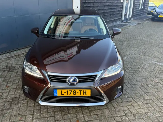 Lexus CT 3
