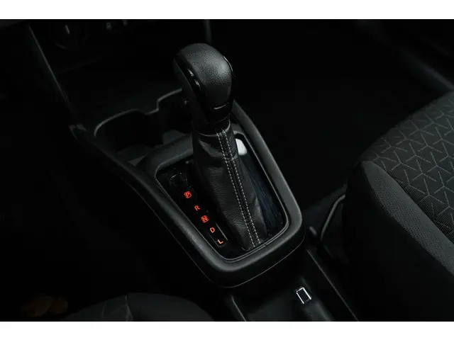 Suzuki Swift Smart Hybrid 1.2 Select 2025 Benzine 34