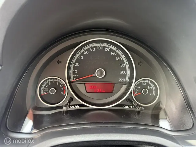 Volkswagen up! 1.0 BMT high up! 2017 Benzine 11