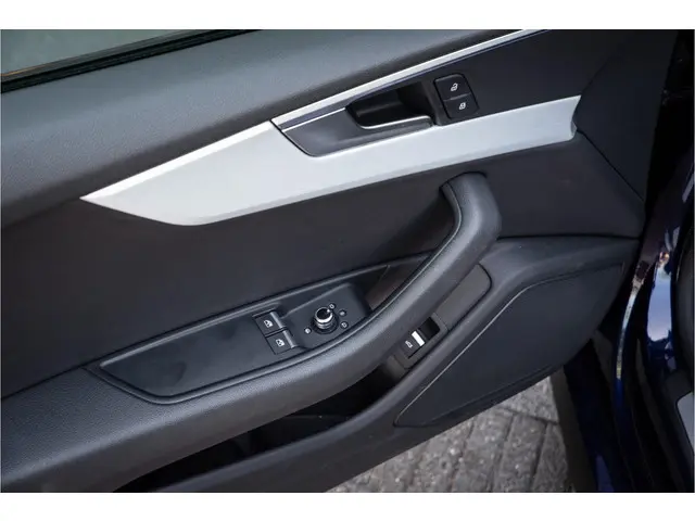 Audi A5 Coupé 1.4 TFSI Sport S Line Edition 2018 Benzine 12