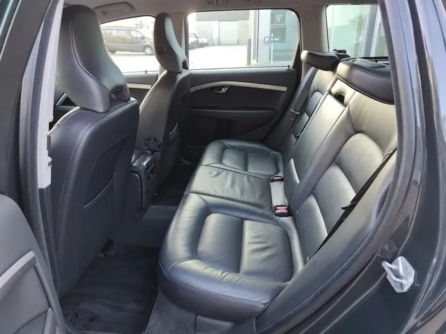 Volvo V70 1.6 T4 Nordic+ 2014 Benzine 14