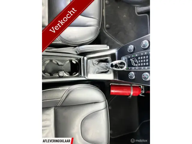 Volvo V40 2.0 T4 R-Design 2017 Benzine 32