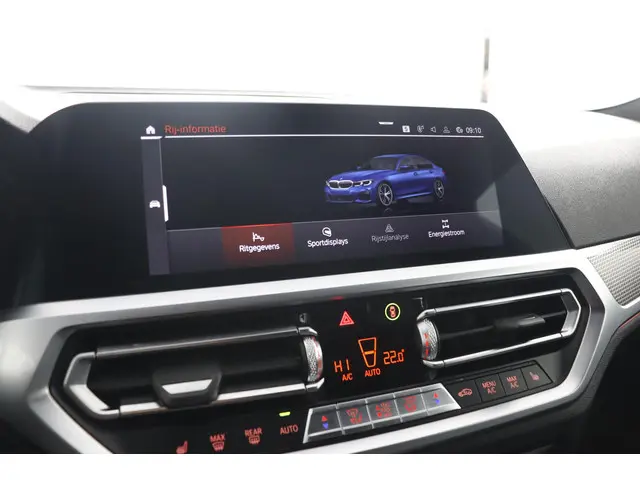 BMW 3 Serie 330i High Executive 2020 Benzine 52