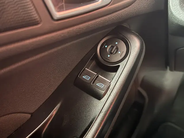 Ford Fiesta 1.0 Style 2016 Benzine 46