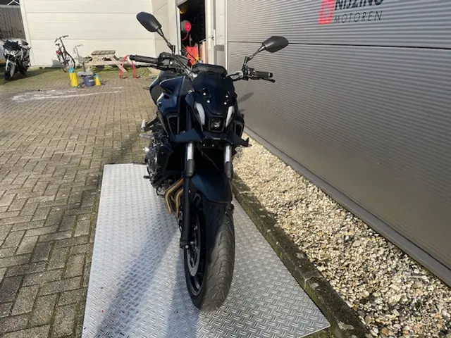Yamaha MT 07 ABS 2021 Benzine 4