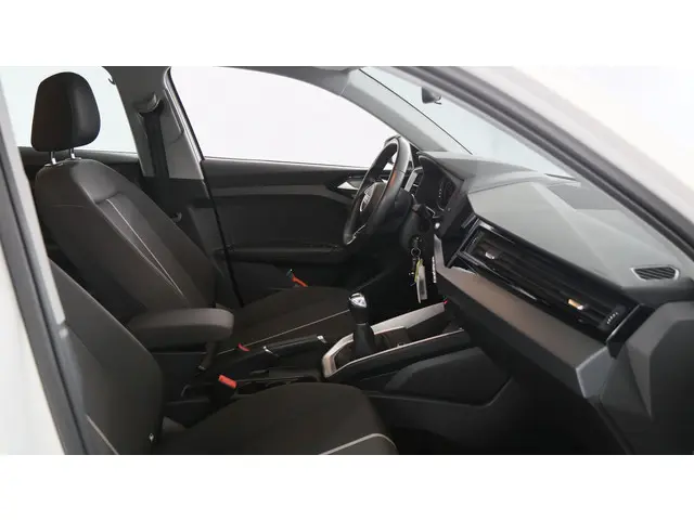 Audi A1 Sportback 25 TFSI 96pk Pro Line 2019 Benzine 31