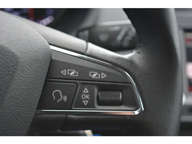 SEAT Ibiza ST 1.0 EcoTSI Style Connect 2016 Benzine 30