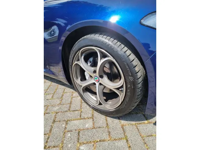 Alfa Romeo Giulia 2.0T Super 2018 Benzine 15