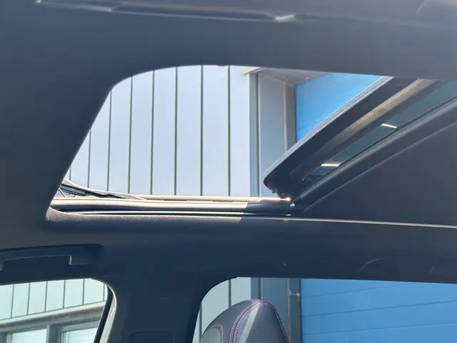 Peugeot 5008 1.2 PureTech PANO GT-Line 7 p 2019 Benzine 18