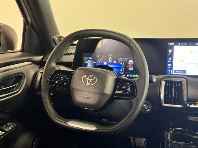 Toyota Urban Cruiser Executive 61 kWh 2026 Elektrisch 13