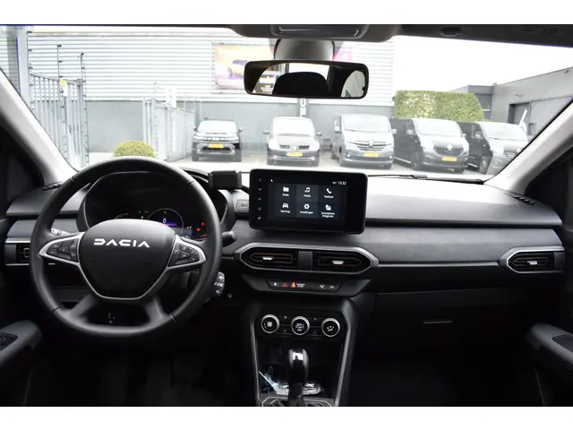 Dacia Jogger Hybrid 140 Extreme 2024 Hybride Benzine 9
