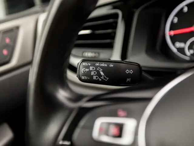 Volkswagen Polo 1.0 TSI Sportline 2019 Benzine 20