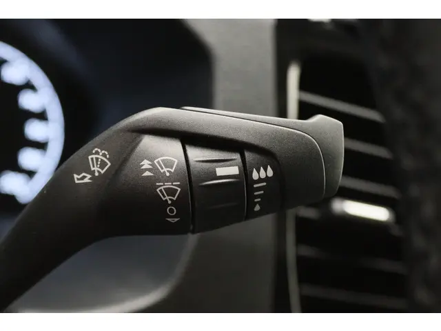 Ford Transit 350 2.0 TDCI L3H3 2024 Diesel 30