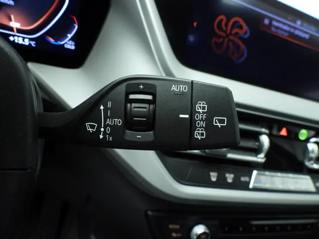 BMW 1 Serie 5-deurs 116i 2020 Benzine 24