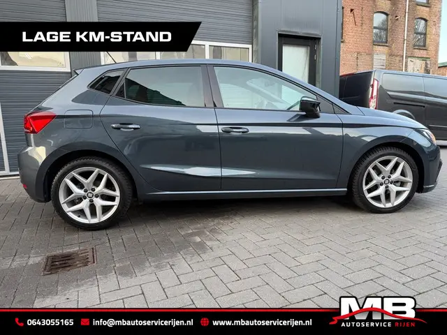 SEAT Ibiza 1.0 TSI FR Business Intense 2021 Benzine 4