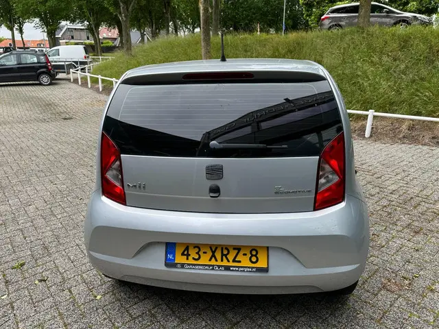 SEAT Mii 1.0 Style airco 2012 Benzine 6