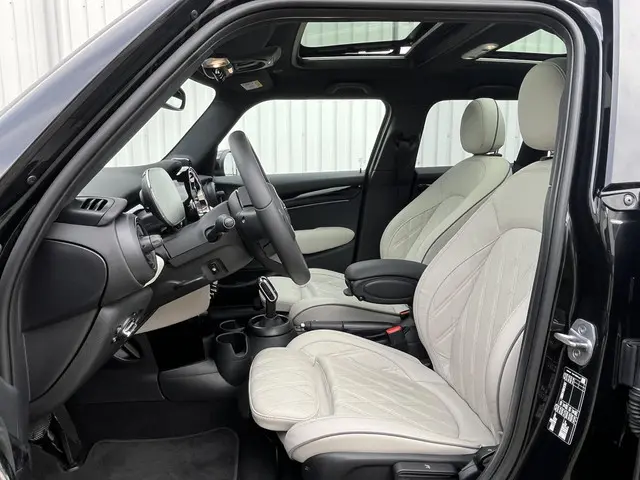 MINI Cooper 1.5 Classic 2023 Benzine 16