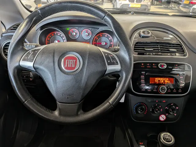 Fiat Punto Evo 0.9 TwinAir Edizione Cool 2013 Benzine 9