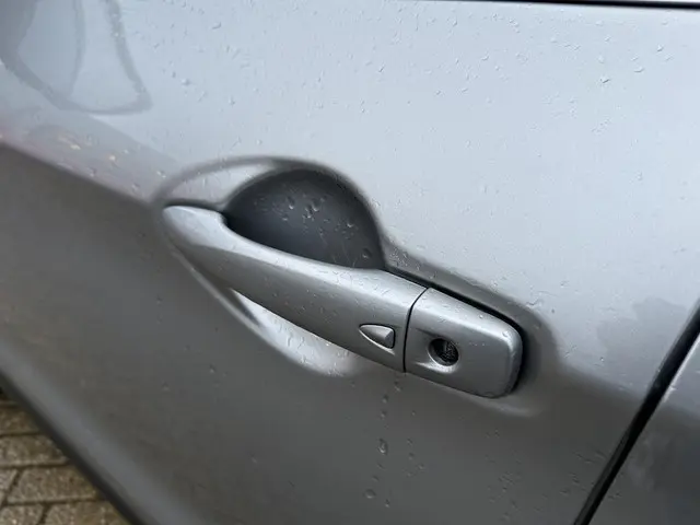 Nissan QASHQAI 1.2 Connect Edition 2016 Benzine 28