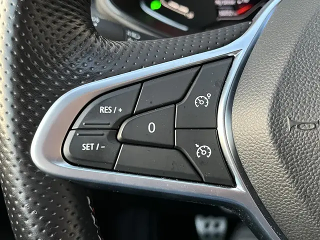 Renault Clio 1.0 TCe R.S. Line 2022 Benzine 21