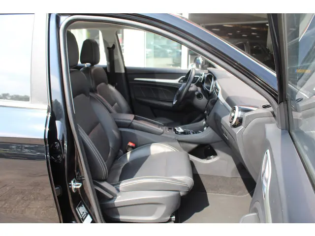 MG MG ZS EV Luxury 45 kWh//Pano//Camera!! 2019 Elektrisch 27