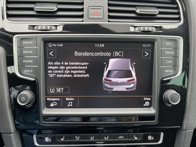 Volkswagen Golf 1.2 TSI Business Edition 2015 Benzine 18