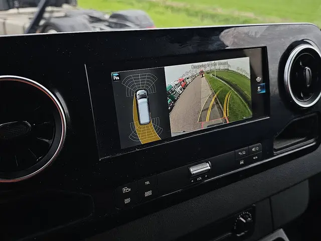 Mercedes-Benz Sprinter 211 2023 Diesel 15