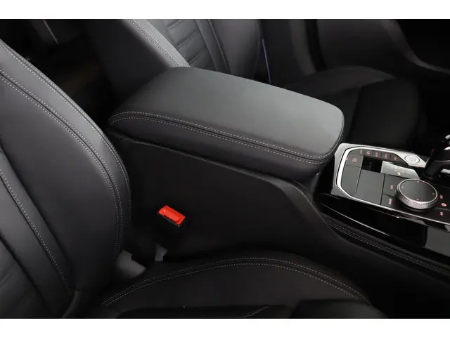 BMW X4 xDrive30i 2026 Benzine 60