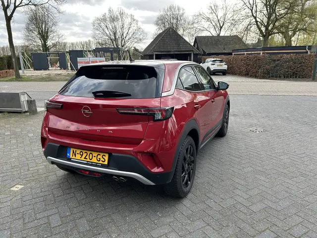 Opel Mokka 1.2 Turbo Business Elegance 2021 Benzine 6