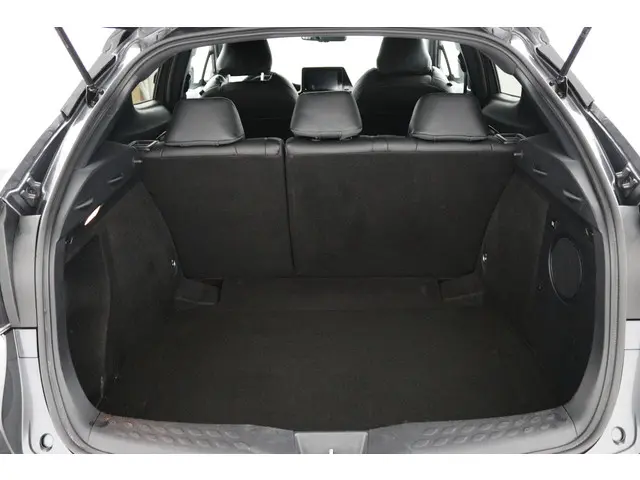 Toyota C-HR 1.8 Hybrid Style 2019 Hybride Benzine 24