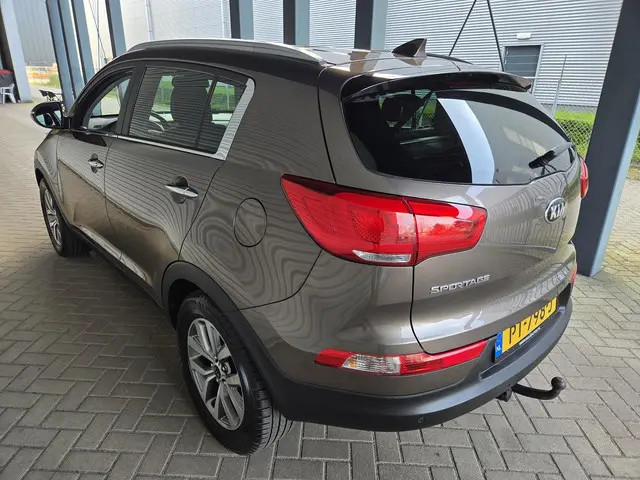 Kia Sportage 1.6 GDI World Cup Edition 2014 Benzine 13